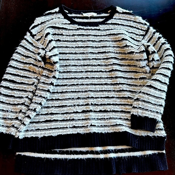 Vince Camuto Sweaters - Two by Vince Camuto sweater size small